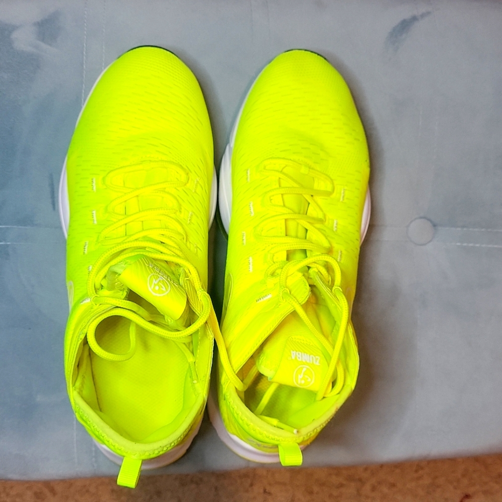 Zumba dance shoes